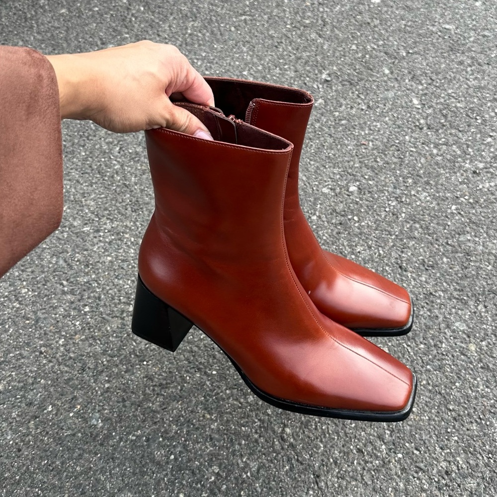JEFFREY CAMPBELL SHERPAL GENUINE LEATHER ANKLE BOOTS/ COGNAC BROWN Size-8.5